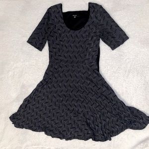 Black and white a line dress